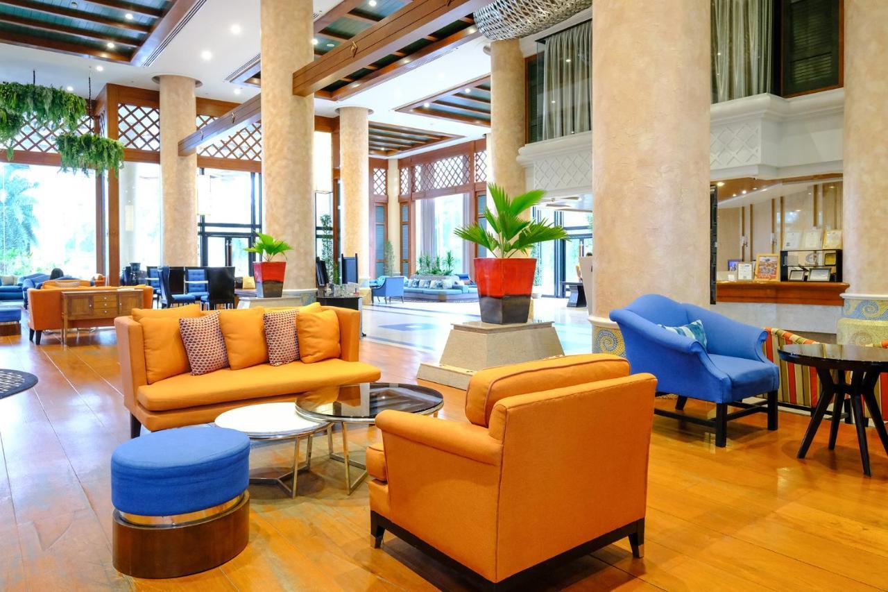 Long Beach Garden Hotel & Pavilions Pattaya Extérieur photo