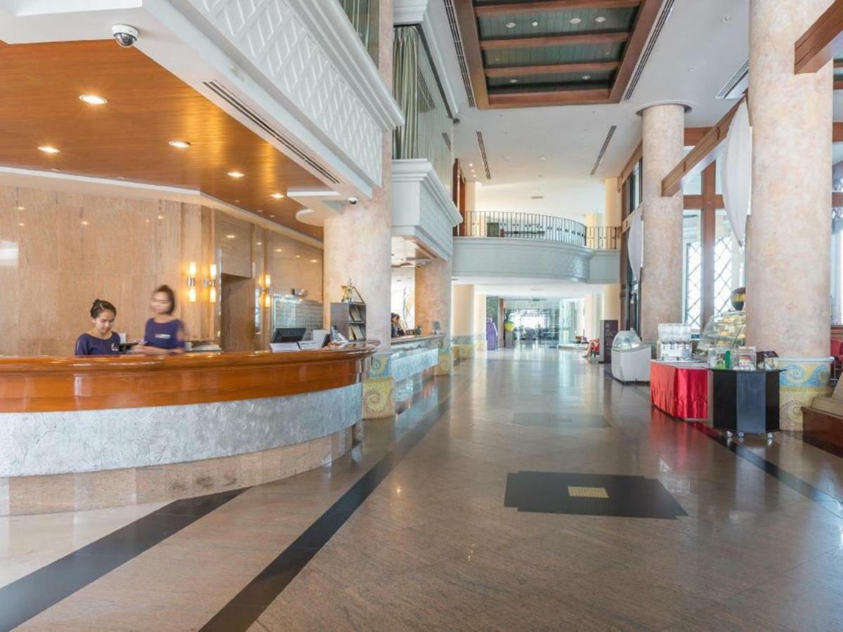 Long Beach Garden Hotel & Pavilions Pattaya Extérieur photo