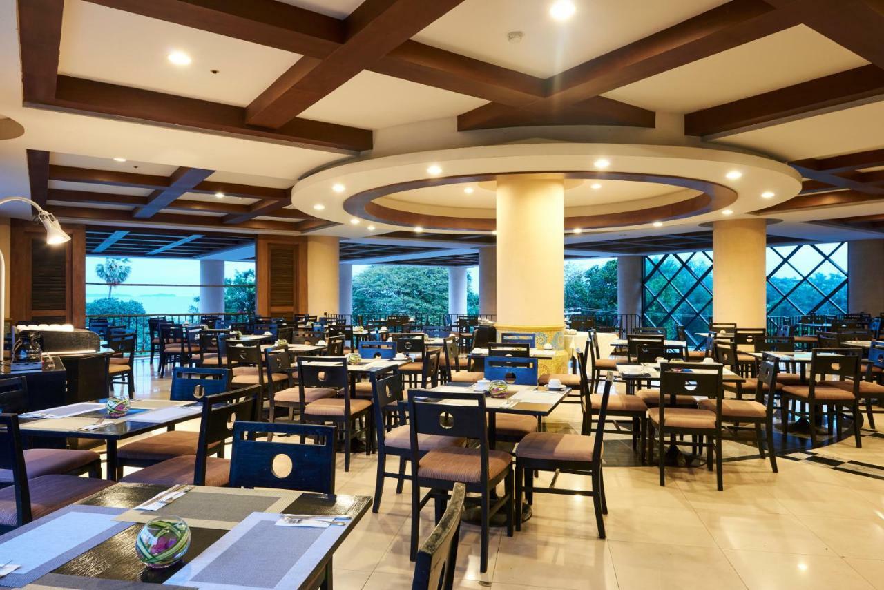 Long Beach Garden Hotel & Pavilions Pattaya Extérieur photo