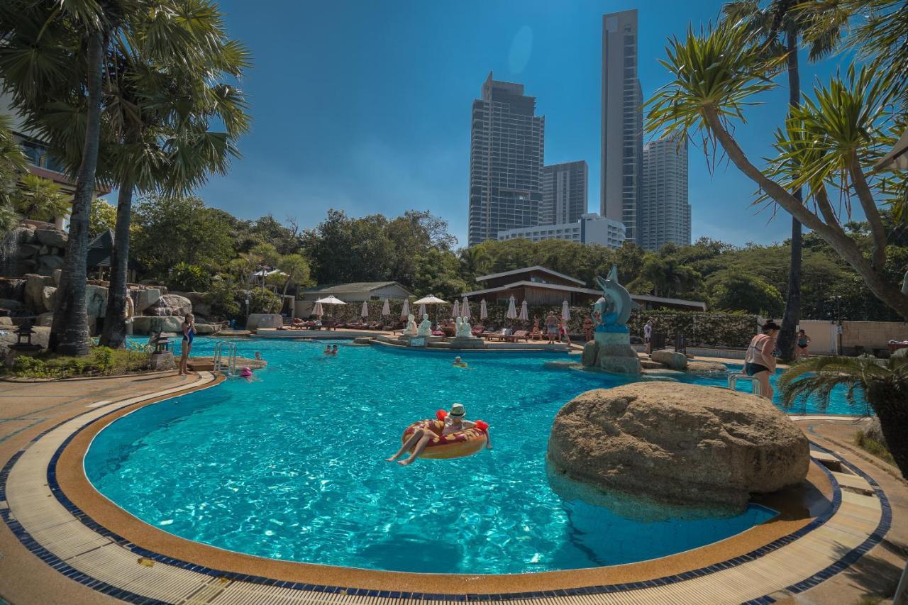 Long Beach Garden Hotel & Pavilions Pattaya Extérieur photo
